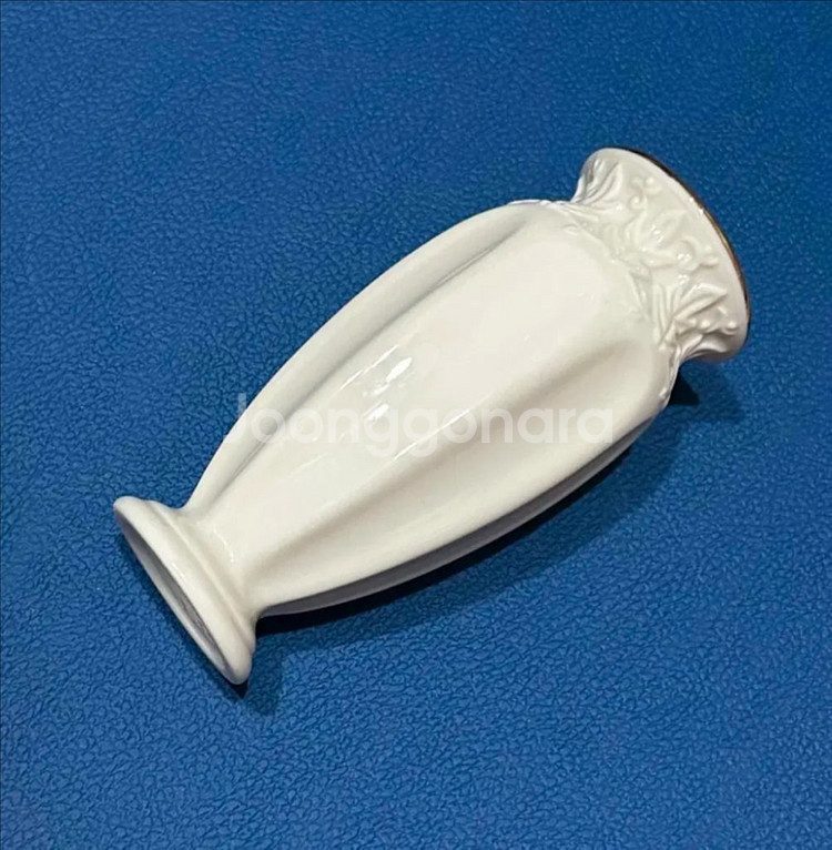 레녹스 아이보리 골드 트림 도자기 꽃병--4