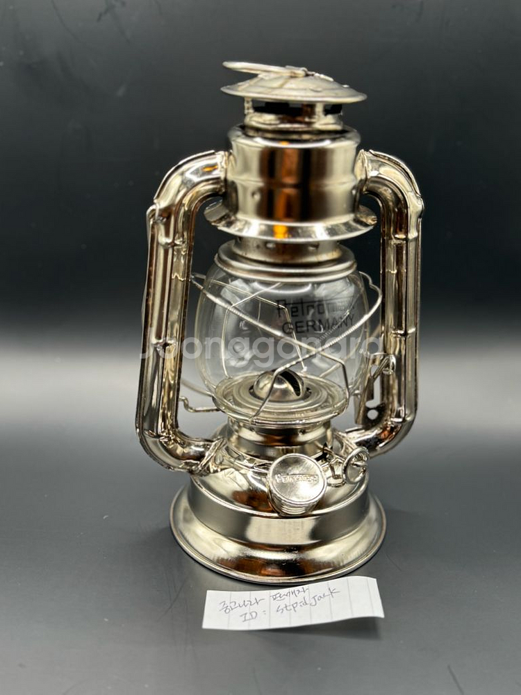 페트로막스 스톰랜턴--4