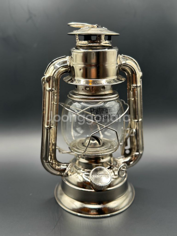 페트로막스 스톰랜턴--5