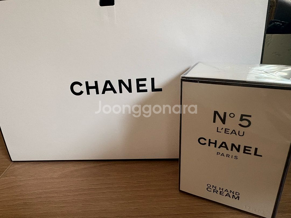 샤넬 No.5 로 온 핸드 크림 50ml--0
