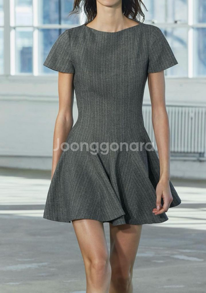 택달린) 자라 헤링본 플레어 원피스--0