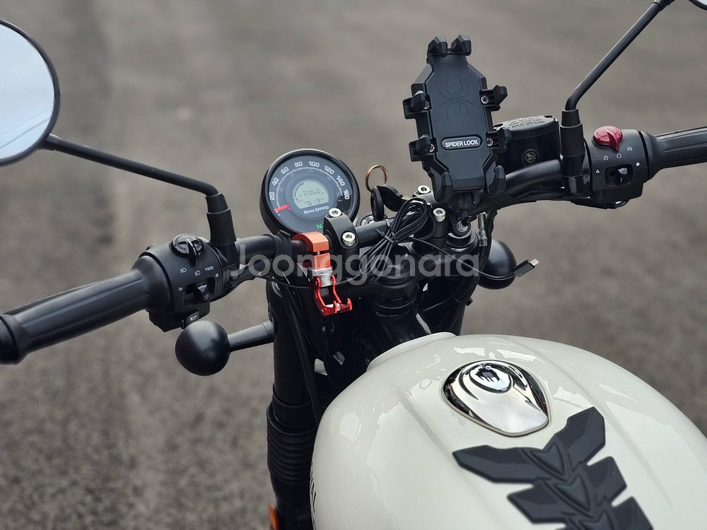 로얄엔필드헌터350/24년식/350만원/신차급/투채널블--8