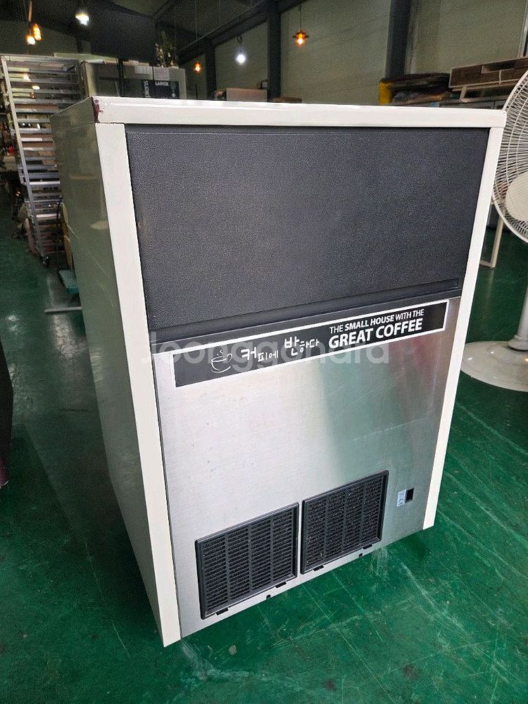 카이저 100 키로 제빙기 판매합니다--1