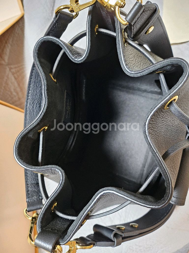 루이비통 락미버킷--9