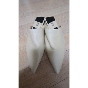 zara 자라 스틸레토 뮬 슬리퍼 -베이지, 38사이즈