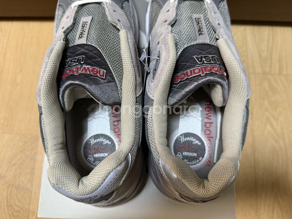 뉴발란스 990v3 새제품 280 사이즈 판매합니다--6
