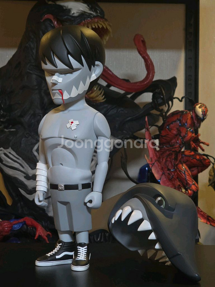 coarse 코어스 죠스 페인 아트토이--1