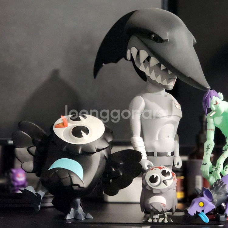 coarse 코어스 죠스 페인 아트토이--7