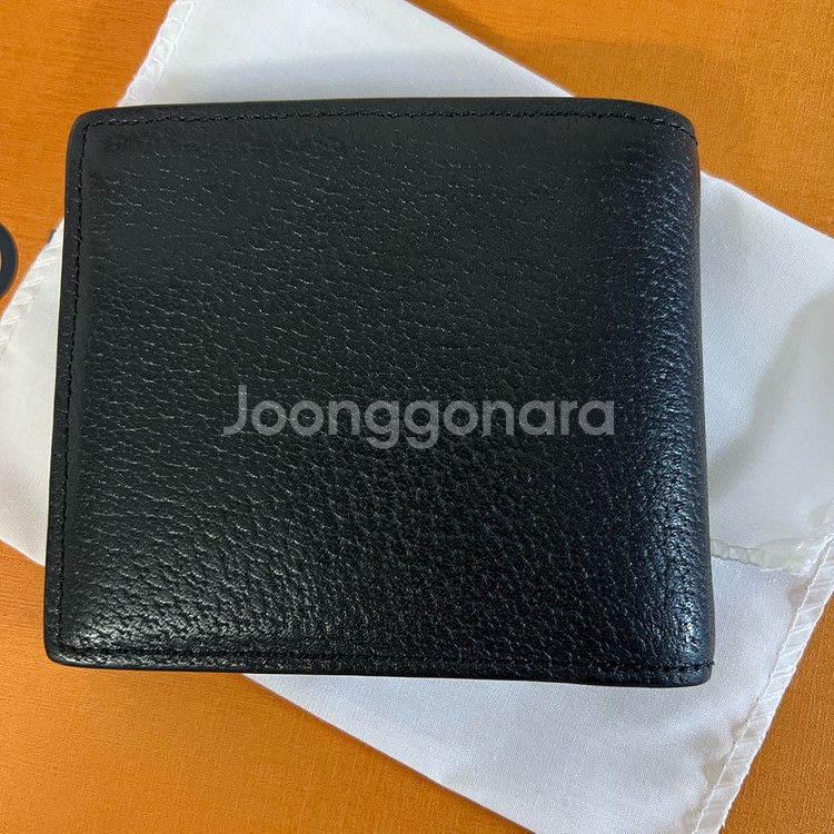 구찌 GG 애니멀리에 벌 레더 반지갑 정품 (풀박스)--2