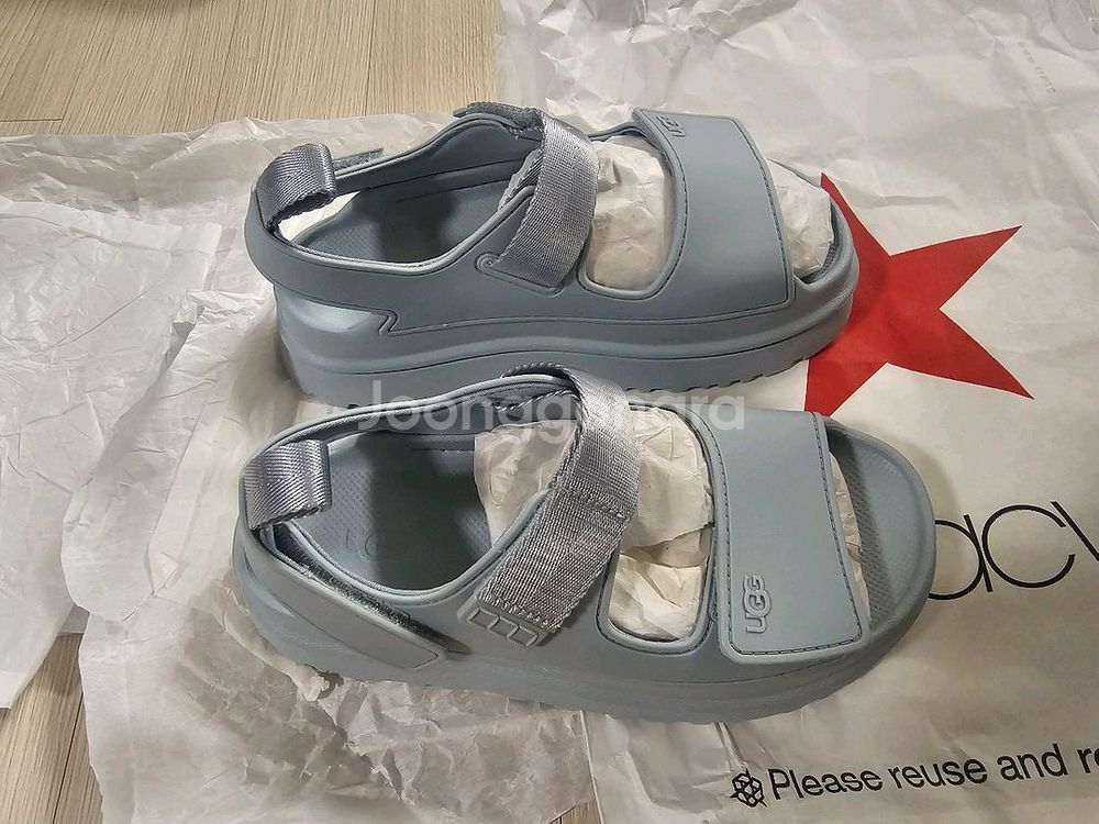 UGG 골든글로우 여성 샌들 7사이즈 240mm--0