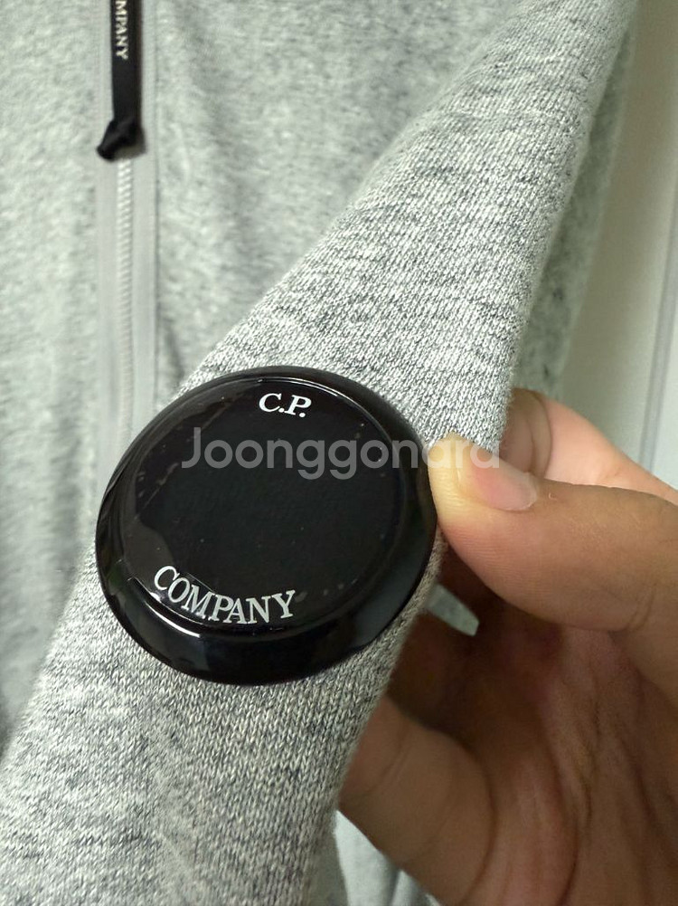 cp컴퍼니 후드집업 L 새상품--6