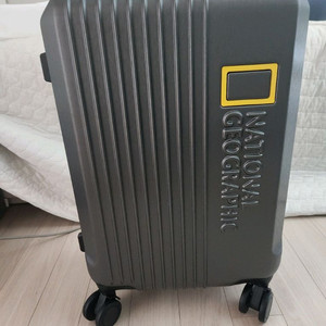 내셔널지오그래픽 두오모 20인치 기내용캐리어