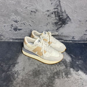 뉴발란스 운동화 240