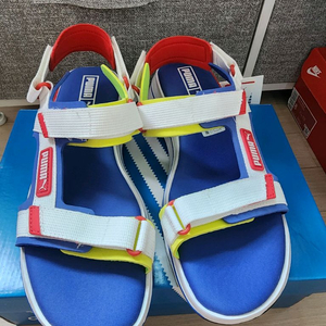 푸마 퓨처 라이더 샌들 다즐링 260mm