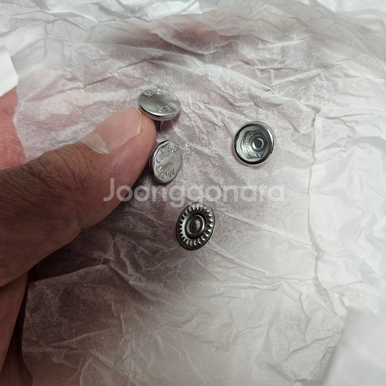 신세계백화점) 몽클레어 사블렛 4사이즈 판매합니다.--2