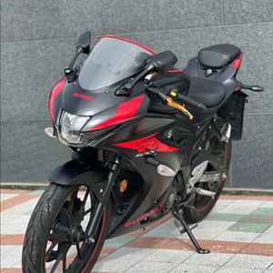 스즈키 Gsx-r125