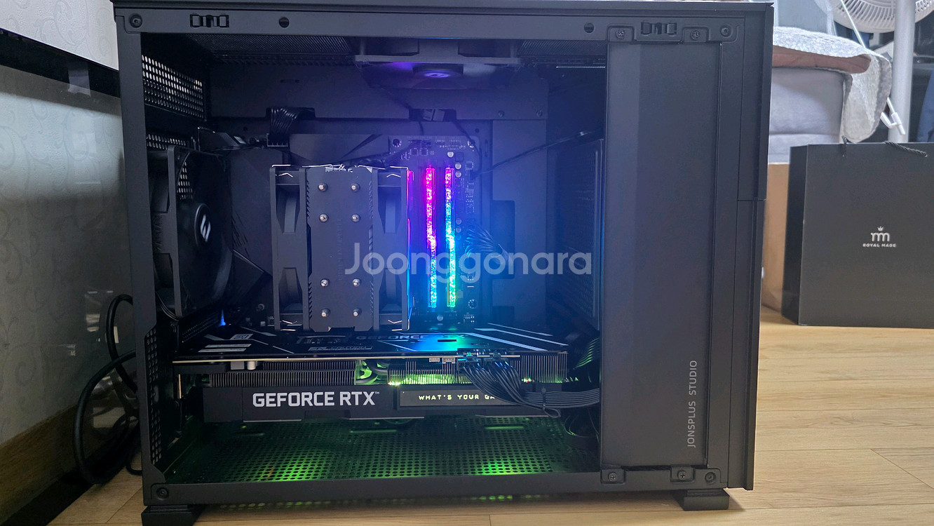라이젠5600x 32g튜닝램 RTX3070 스크린본체--4