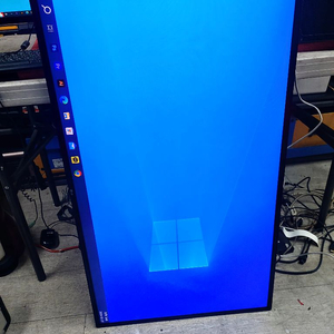 LG 42인치 롯데리아매장.안내용.노래방.등전문모니터B