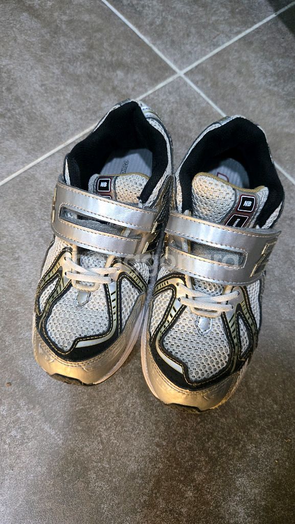 뉴발 키즈 운동화--0