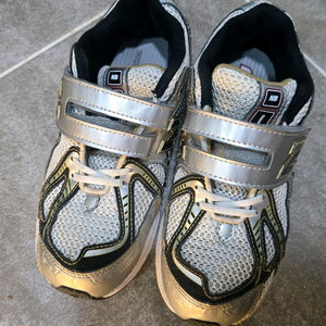 뉴발 키즈 운동화