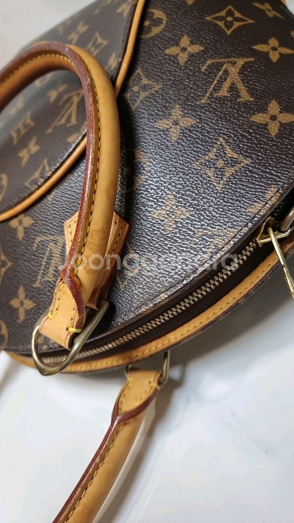 루이비통 몽테뉴 가방 정품입니다.--1