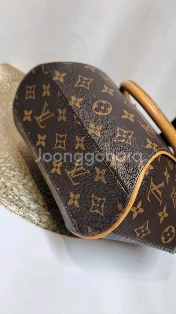 루이비통 몽테뉴 가방 정품입니다.--7
