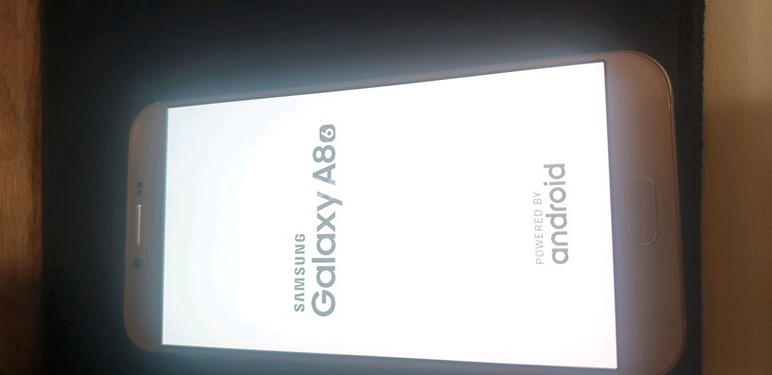 삼성 갤럭시 A8 2016--4