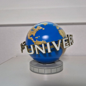 유니버셜스튜디오 지구본