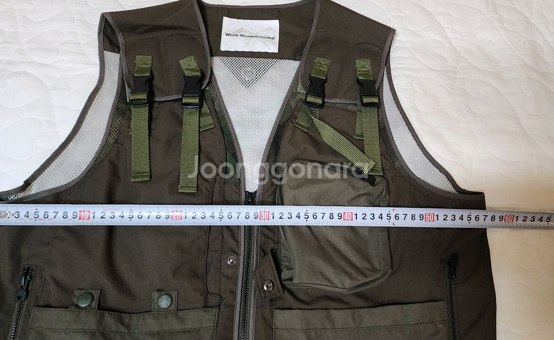 화이트 마운티니어링 베스트 팝니다 / 사이즈 100--2