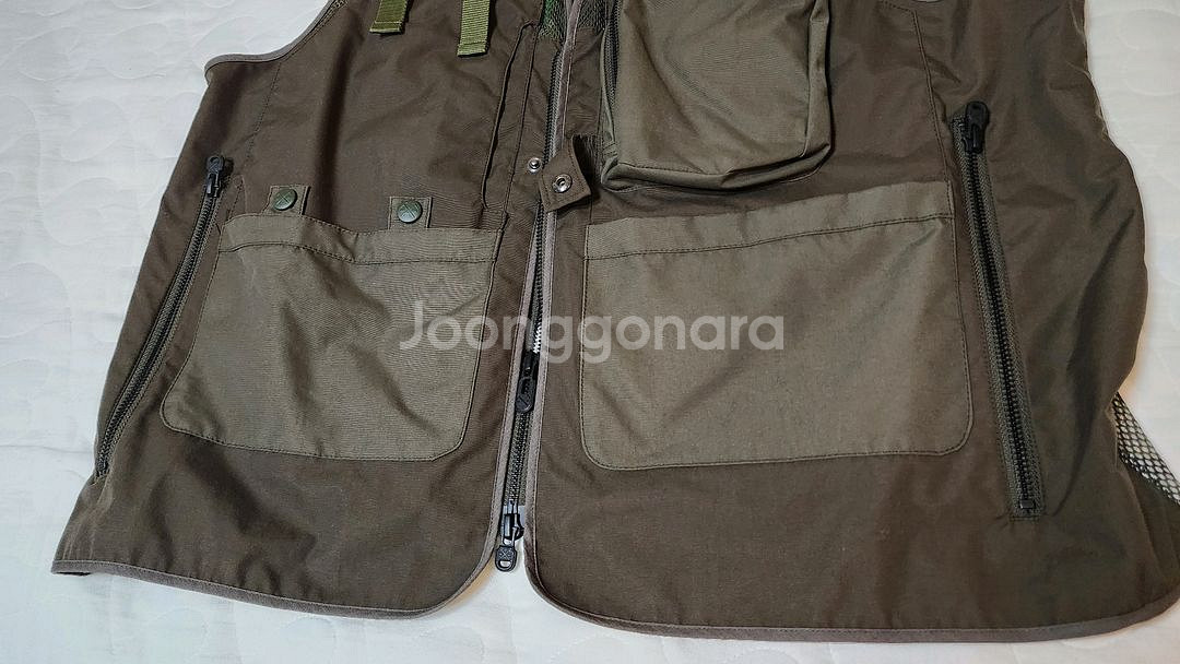 화이트 마운티니어링 베스트 팝니다 / 사이즈 100--8