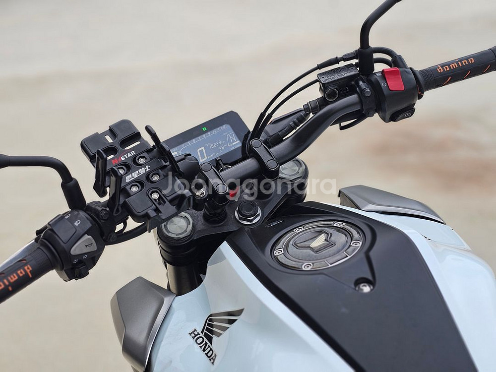 혼다cb125r/18년식/18@@@km/250만원/승차--9