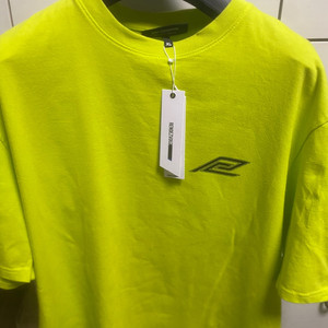 rdvz 알디브이제트 반팔 티셔츠 택 달림