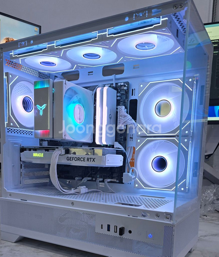 7500f, 5060ti 올화이트 튜닝pc팝니다--2