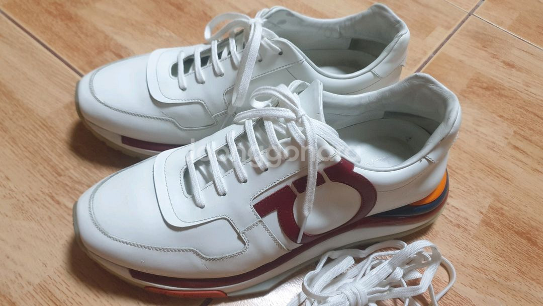 살바토레 페레가모 부루클린 42(265추천)--0