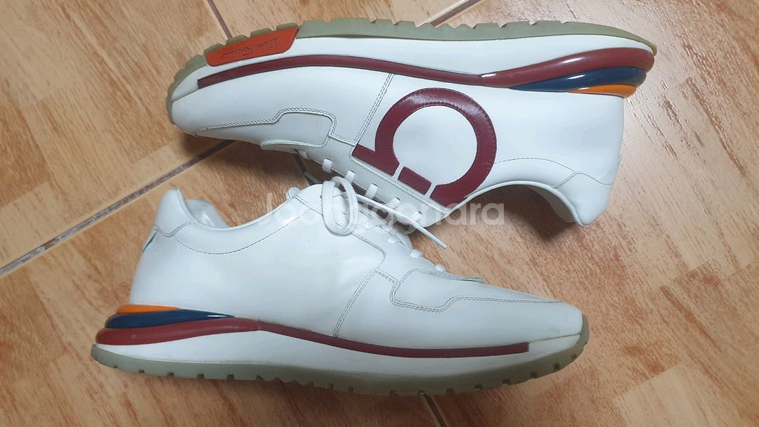 살바토레 페레가모 부루클린 42(265추천)--5