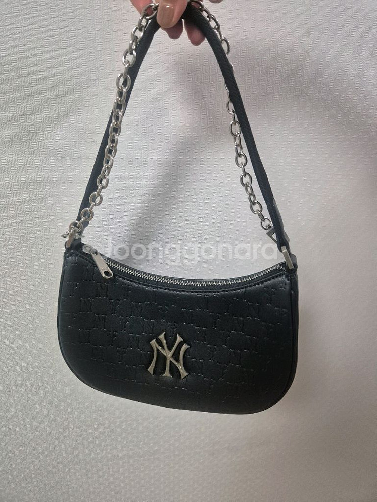 MLB 모노그램 엠보 호보백--0