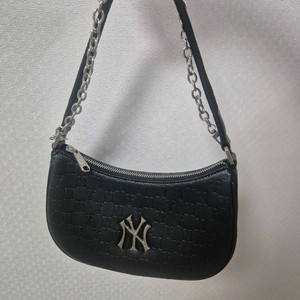 MLB 모노그램 엠보 호보백