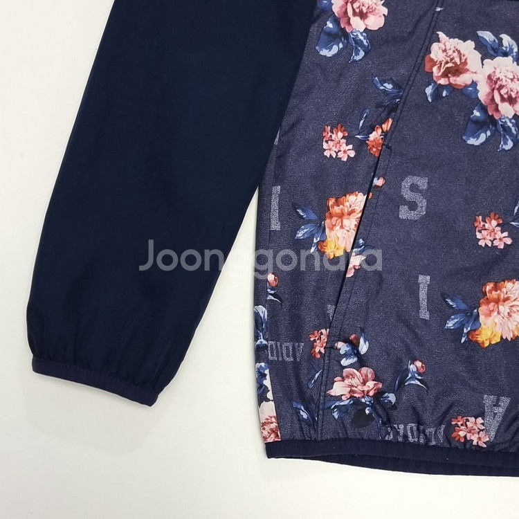 아디다스 여성 바람막이 후드집업 자켓 점퍼 트리이닝복--3