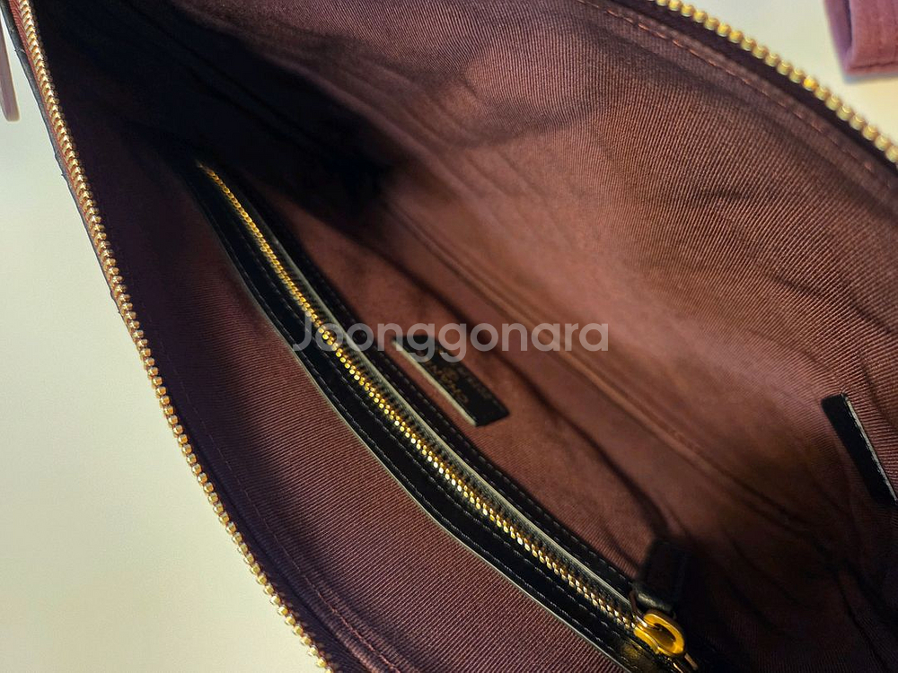 샤넬 클러치 뉴미듐 램스킨 금장-새상품컨디션입니다.--9