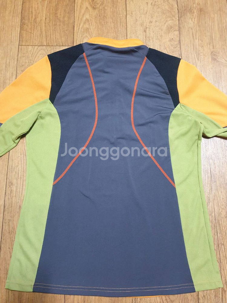 코오롱 아웃도어 반집업 90 사이즈입니다--4