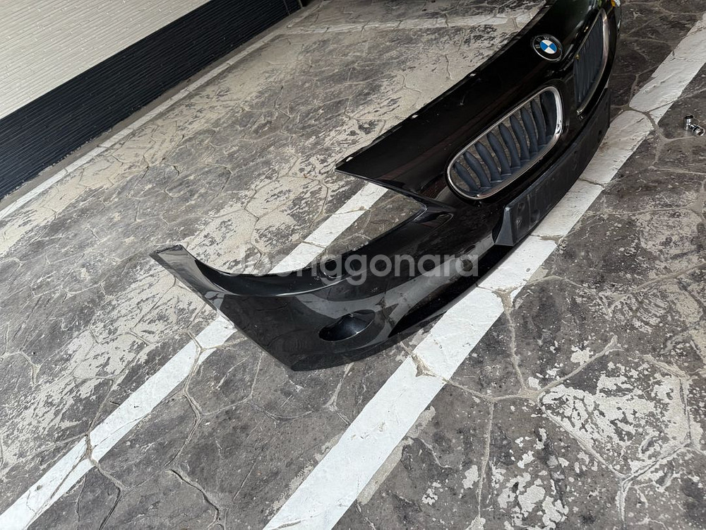 bmw z4 e85 앞 범퍼--1