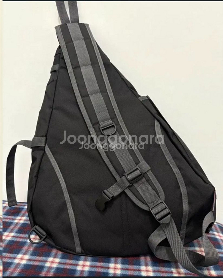 나이스고스트클럽 슬링백 가방--1