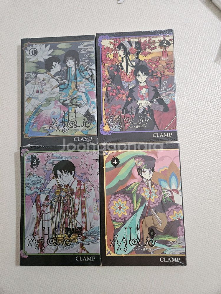 xxx홀릭 려1-4권 전권미개봉--1