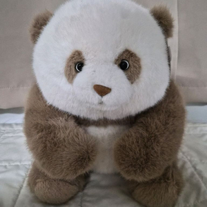 치짜이 베이징 갈색 팬더 인형
