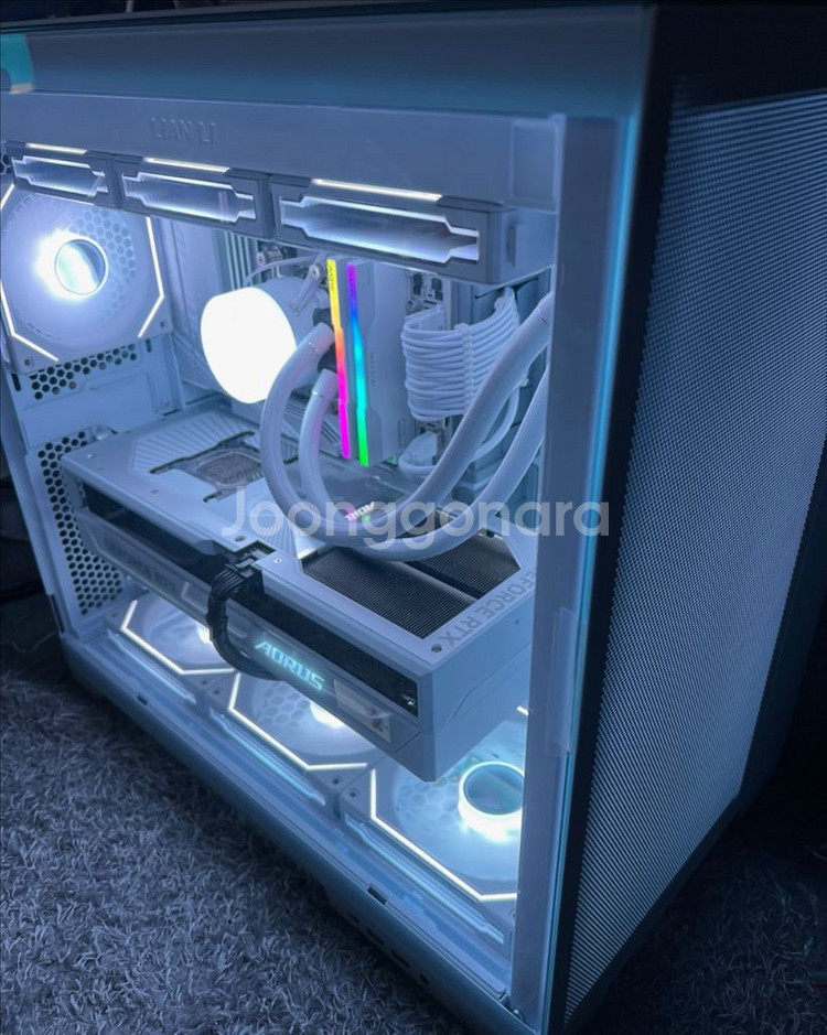 새상품?]9800x3d X870 5090 ice 리안리--0