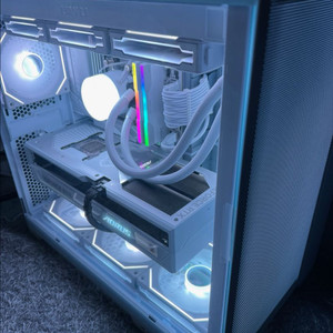 새상품?]9800x3d X870 5090 ice 리안리