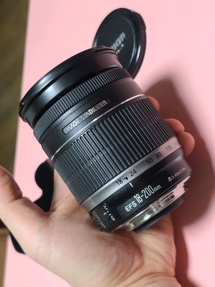 캐논 18-200 IS 정품후드 이미지