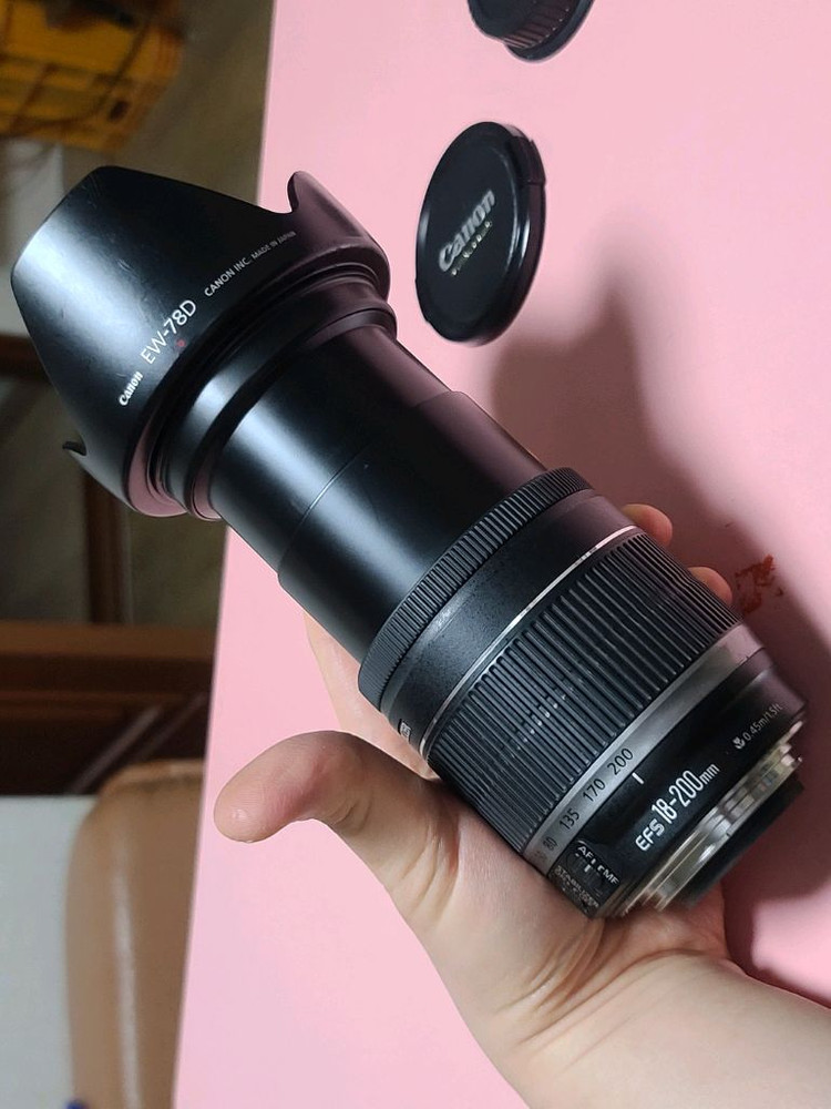 캐논 18-200 IS 정품후드 이미지