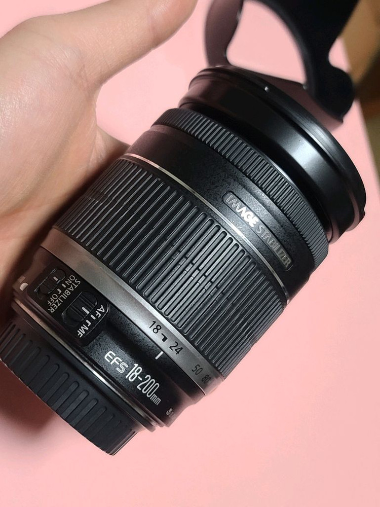 캐논 18-200 IS 정품후드 이미지