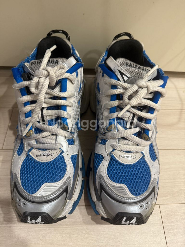 발렌시아가 러너 스니커즈 41사이즈--0